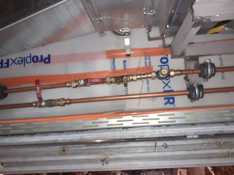 Installation d'un réseau de tuyauterie industrielle par ROMA2S